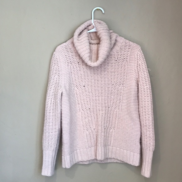 Three small banana republic sweaters. - Picture 3 of 4